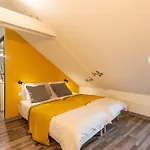 Le Ozalee - Domaine Helaku Ferienhaus *