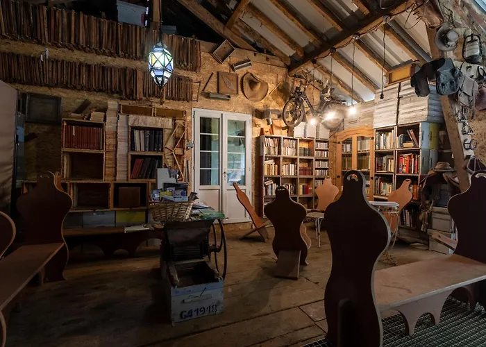 Gæstehus Le Ozalee - Domaine Helaku 4*