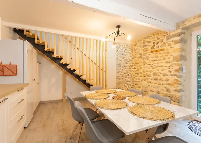 Le Ozalee - Domaine Helaku Gæstehus 4*