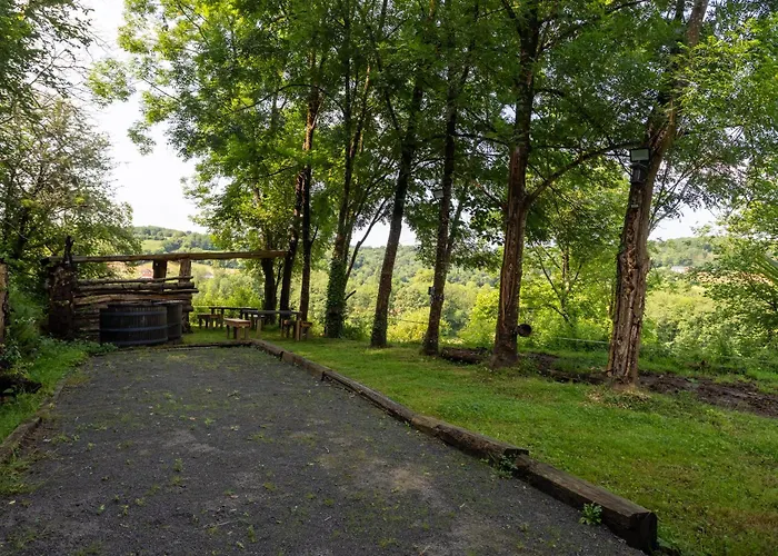 Gæstehus Le Ozalee - Domaine Helaku 4*